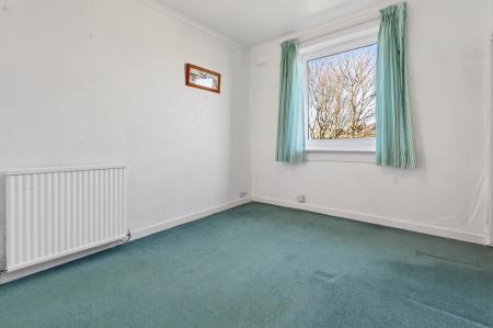 3 bedroom Flat for sale in 35 Pilton Avenue, Edinburgh, EH5 2HR