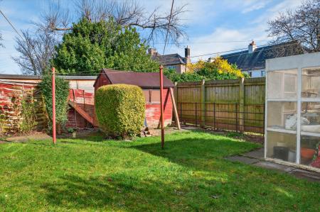 3 bedroom Flat for sale in 35 Pilton Avenue, Edinburgh, EH5 2HR