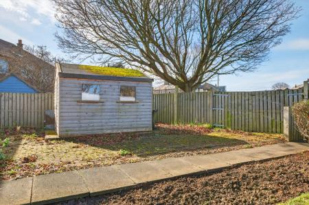 3 bedroom Flat for sale in 35 Pilton Avenue, Edinburgh, EH5 2HR