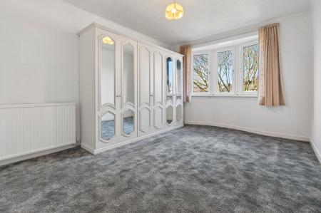3 bedroom Flat for sale in 35 Pilton Avenue, Edinburgh, EH5 2HR