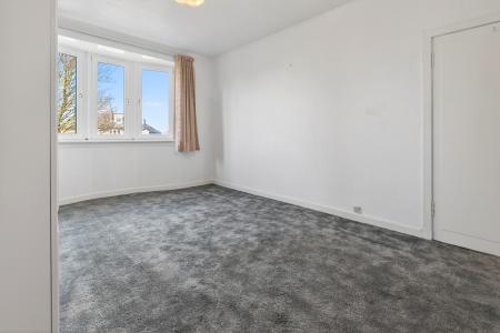 3 bedroom Flat for sale in 35 Pilton Avenue, Edinburgh, EH5 2HR