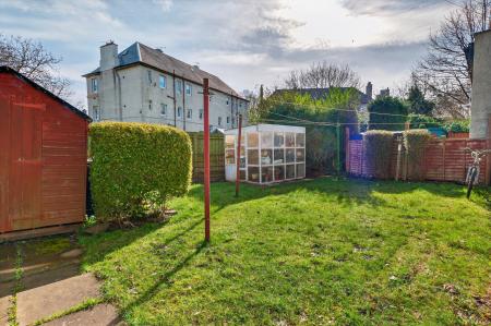 3 bedroom Flat for sale in 35 Pilton Avenue, Edinburgh, EH5 2HR
