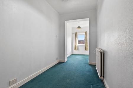 3 bedroom Flat for sale in 35 Pilton Avenue, Edinburgh, EH5 2HR