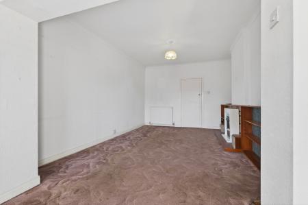 3 bedroom Flat for sale in 35 Pilton Avenue, Edinburgh, EH5 2HR