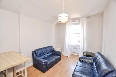 1 bedroom Flat to let in Stewart Terrace, Edinburgh, EH11