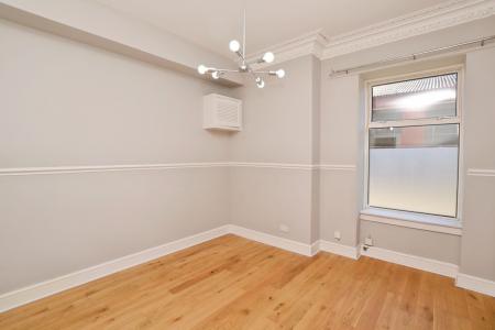 2 bedroom Flat to let in Taylor Place, Abbeyhill, Edinburgh, EH7