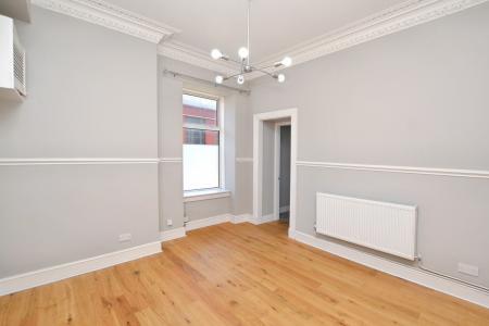 2 bedroom Flat to let in Taylor Place, Abbeyhill, Edinburgh, EH7