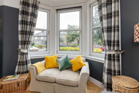 2 bedroom Flat for sale in 151 Craigleith Road, Edinburgh, EH4 2ED