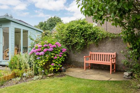 2 bedroom Flat for sale in 151 Craigleith Road, Edinburgh, EH4 2ED