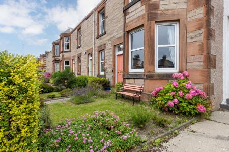 2 bedroom Flat for sale in 151 Craigleith Road, Edinburgh, EH4 2ED