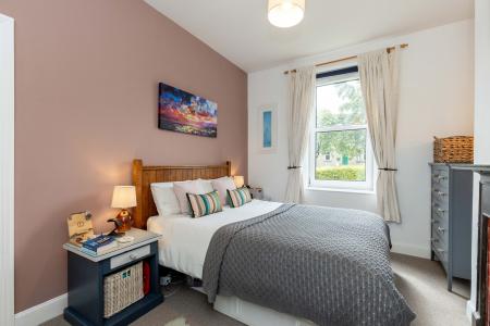 2 bedroom Flat for sale in 151 Craigleith Road, Edinburgh, EH4 2ED
