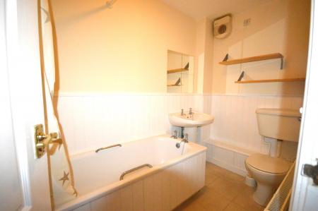 1 bedroom Flat to let in Barn Park Crescent, Clovenstone, Edinburgh, EH14