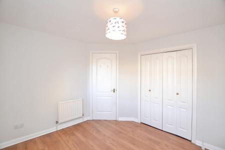 2 bedroom Flat to let in North Werber Place, Edinburgh, EH4