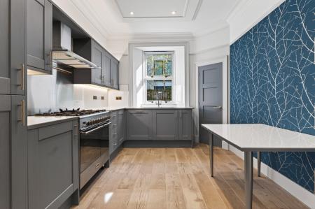 2 bedroom Flat for sale in 4 Chalmers Buildings, Edinburgh, EH3 9QF