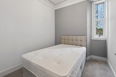 2 bedroom Flat for sale in 4 Chalmers Buildings, Edinburgh, EH3 9QF