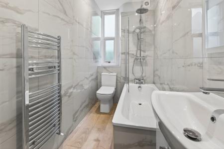 2 bedroom Flat for sale in 4 Chalmers Buildings, Edinburgh, EH3 9QF