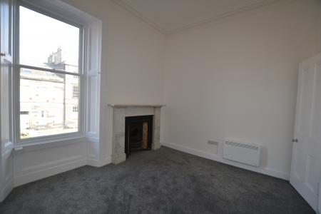 1 bedroom Flat to let in Airlie Place, Edinburgh, EH3