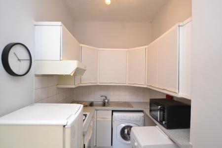 1 bedroom Flat to let in Murdoch Terrace, Polwarth, Edinburgh, EH11