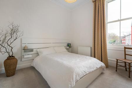 1 bedroom Flat for sale in 13/5 Dean Park Street EH4 1JR