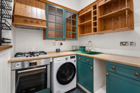 1 bedroom Flat for sale in 13/5 Dean Park Street EH4 1JR