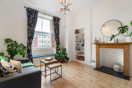 1 bedroom Flat for sale in 13/5 Dean Park Street EH4 1JR