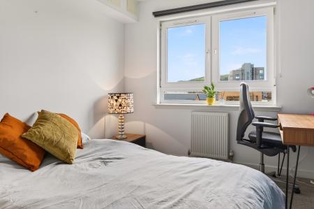 2 bedroom Flat for sale in 5 14 Albion Gardens, Leith, Edinburgh, EH7 5QL