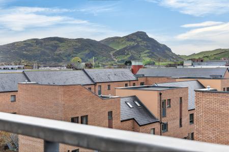 2 bedroom Flat for sale in 5 14 Albion Gardens, Leith, Edinburgh, EH7 5QL