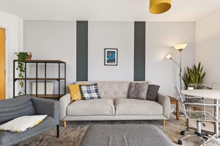 2 bedroom Flat for sale in 5 14 Albion Gardens, Leith, Edinburgh, EH7 5QL