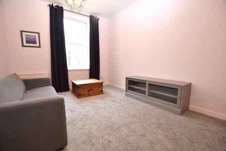 1 bedroom Flat to let in St Stephen Street, Stockbridge, Edinburgh, EH3