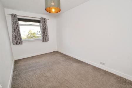 2 bedroom Flat to let in Howden Hall Way, Liberton, Edinburgh, EH16