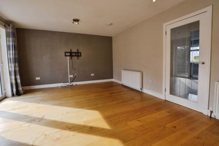 2 bedroom Flat to let in Howden Hall Way, Liberton, Edinburgh, EH16