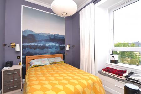 2 bedroom Flat to let in Montgomery Street, Leith, Edinburgh, EH7