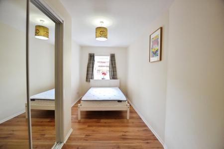 2 bedroom Flat to let in Maritime Lane, Edinburgh, EH6