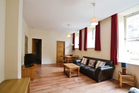 2 bedroom Flat to let in Maritime Lane, Edinburgh, EH6