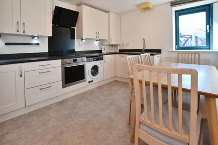 3 bedroom Flat to let in Ocean Drive, Edinburgh, EH6