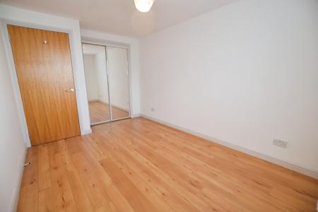 3 bedroom Flat to let in Ocean Drive, Edinburgh, EH6
