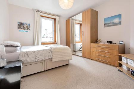 1 bedroom Flat to let in Stenhouse Gardens North, Stenhouse, Edinburgh, EH11