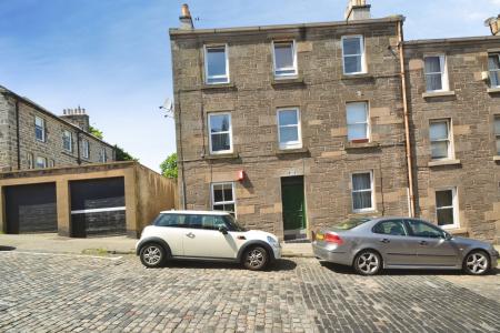 1 bedroom Flat to let in Newhaven Road, Edinburgh, EH6