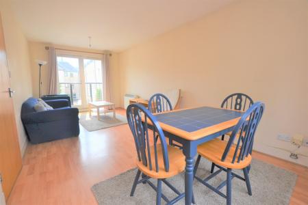 2 bedroom Flat to let in Yardheads, Leith, Edinburgh, EH6