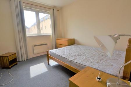 2 bedroom Flat to let in Yardheads, Leith, Edinburgh, EH6