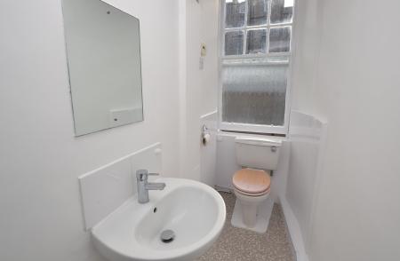 1 bedroom Flat to let in Cumberland Street, Edinburgh, EH3
