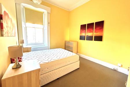 2 bedroom Flat to let in Dean Terrace, Stockbridge, Edinburgh, EH4