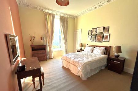 2 bedroom Flat to let in Dean Terrace, Stockbridge, Edinburgh, EH4