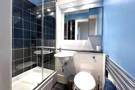 2 bedroom Flat to let in Dean Terrace, Stockbridge, Edinburgh, EH4