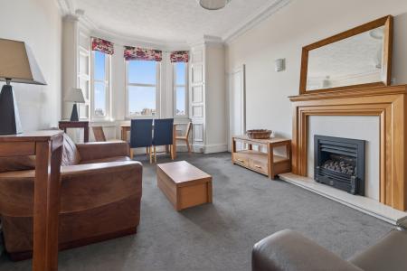 2 bedroom Flat for sale in 3f3 61 Restalrig Road, Edinburgh EH6 8BE