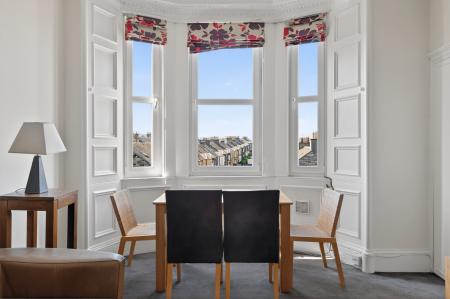 2 bedroom Flat for sale in 3f3 61 Restalrig Road, Edinburgh EH6 8BE