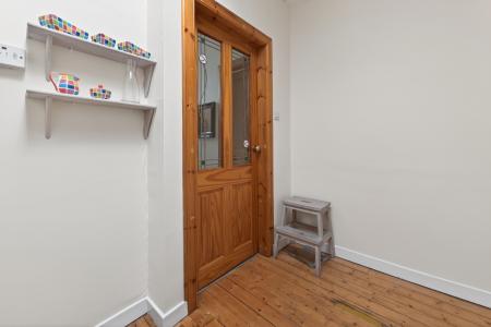 2 bedroom Flat for sale in 3f3 61 Restalrig Road, Edinburgh EH6 8BE