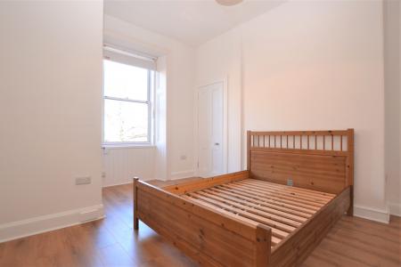 1 bedroom Flat to let in East Claremont Street, Edinburgh, EH7