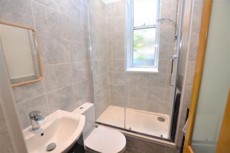 1 bedroom Flat to let in Millar Place, Morningside, Edinburgh, EH10