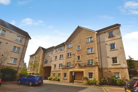 2 bedroom Flat to let in Timber Bush, Leith, Edinburgh, EH6